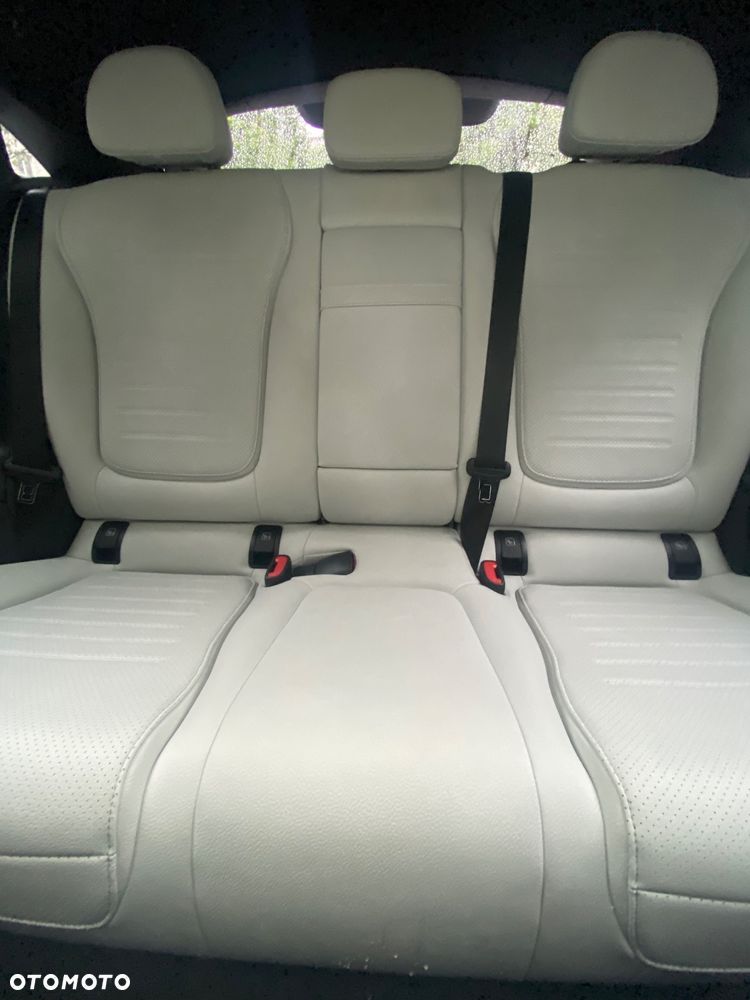 Mercedes-Benz GLC 300 mHEV 4-Matic AMG Line - 13