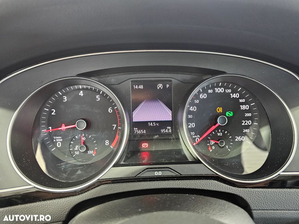 Volkswagen Passat 1.5 TSI ACT DSG Comfortline - 9