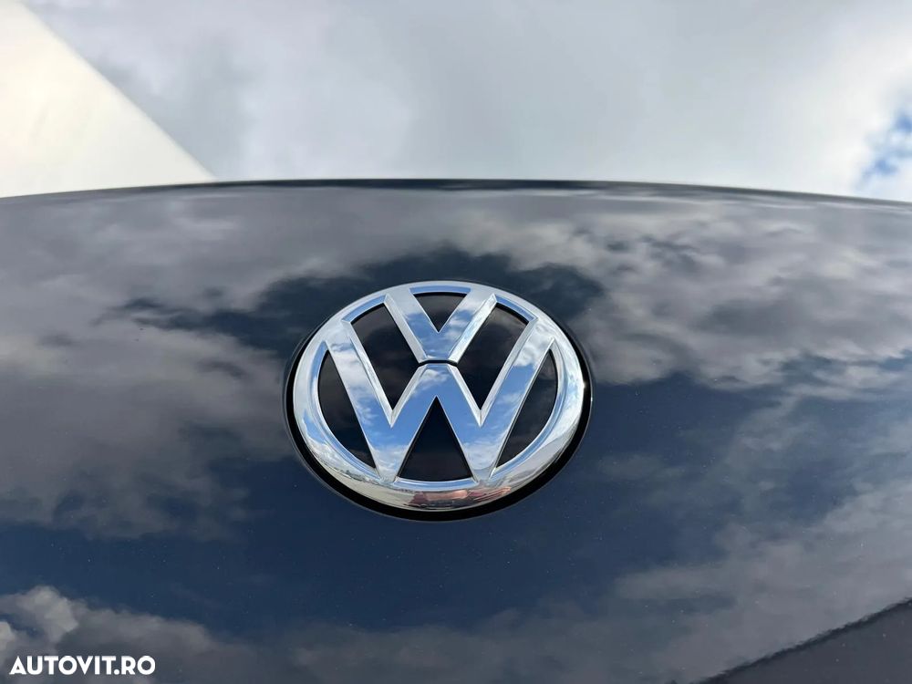 Volkswagen Passat - 10