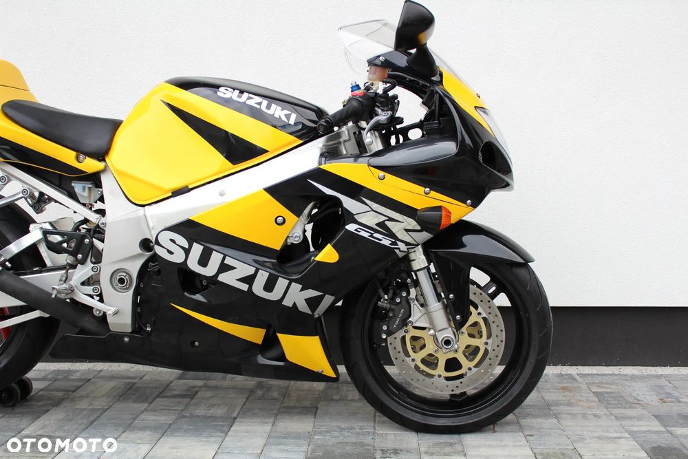 Suzuki GSX-R - 10