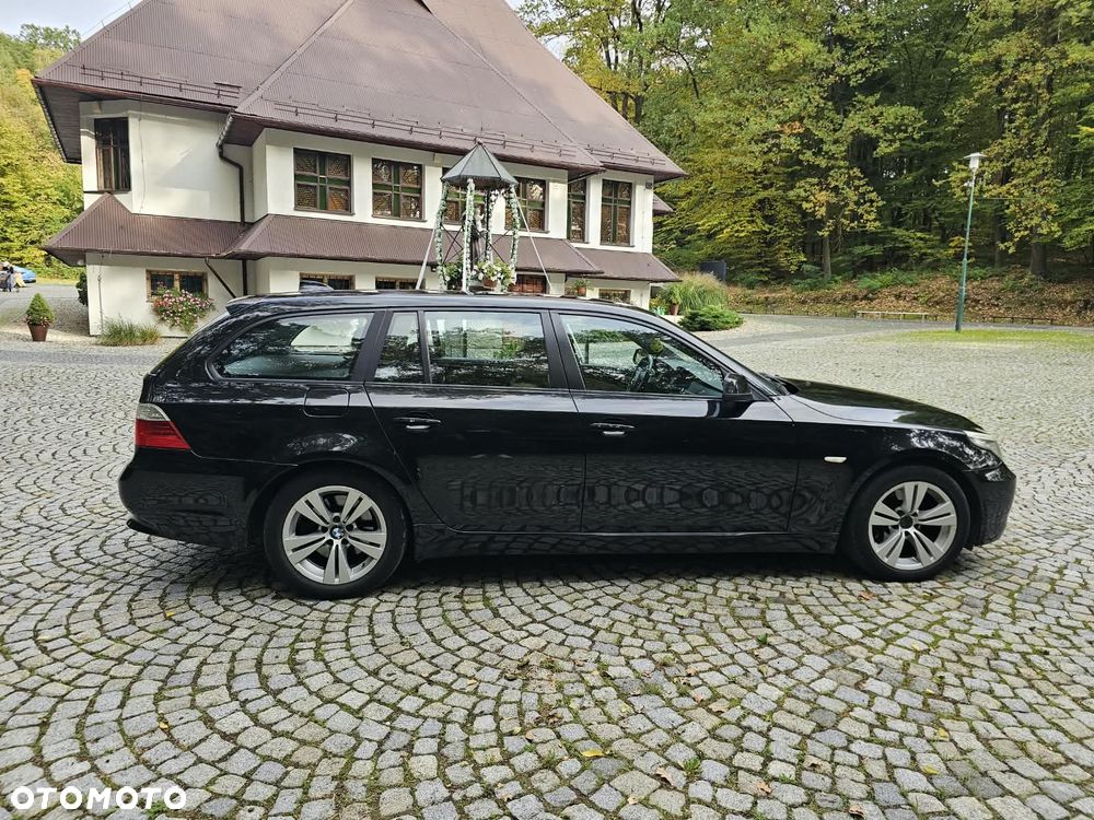 BMW Seria 5 2009 photo 3