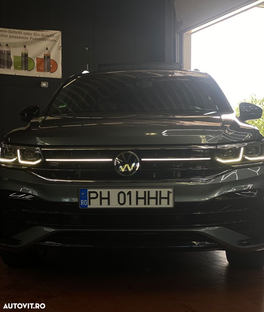 Volkswagen Tiguan - 2