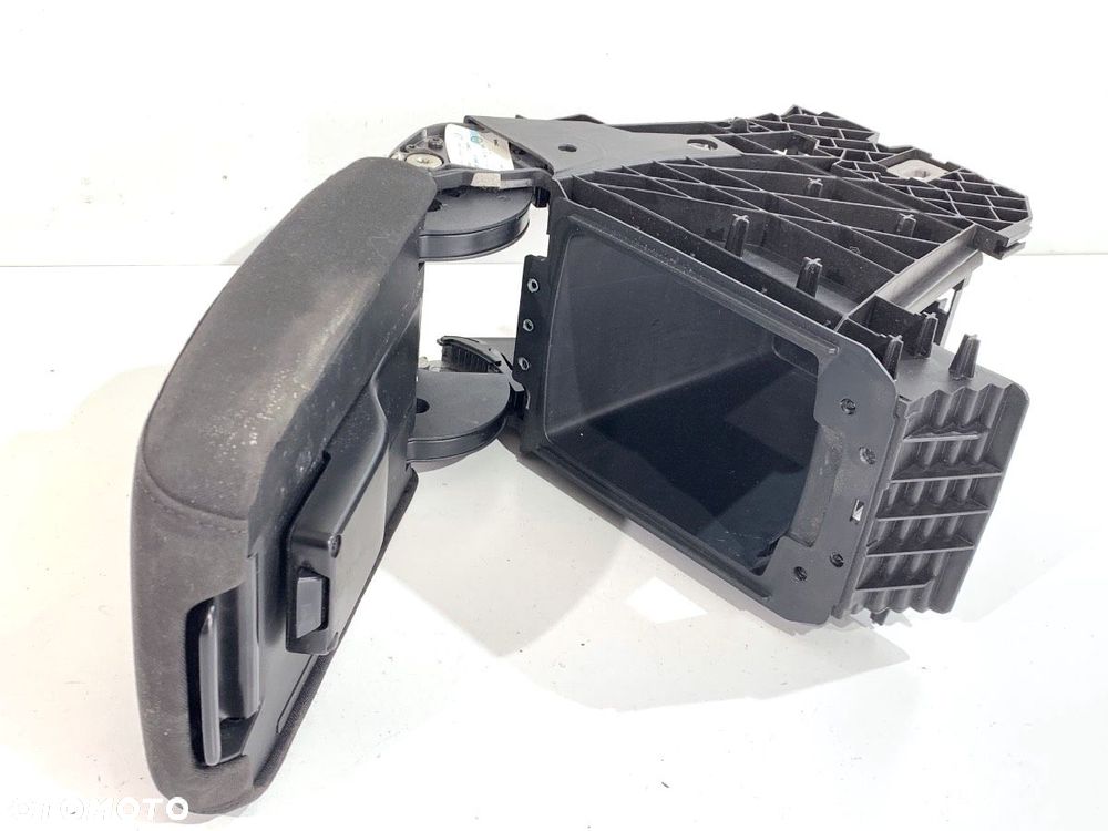 PODŁOKIETNIK  VW GOLF VII (5G1, BQ1, BE1, BE2) 2012 - 2022 e-Golf 85 kW [115 KM] elektryczny 2014 - - 3