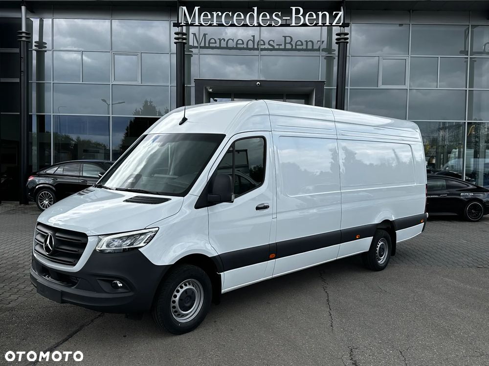 Mercedes-Benz Sprinter - 2