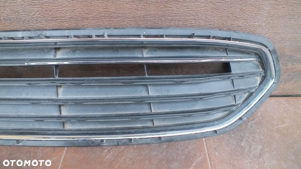 Atrapa zderzaka przedniego Ford Ka + - 6