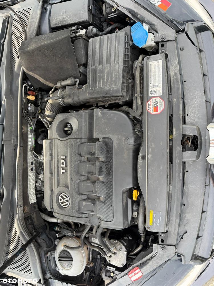 Volkswagen Golf - 9