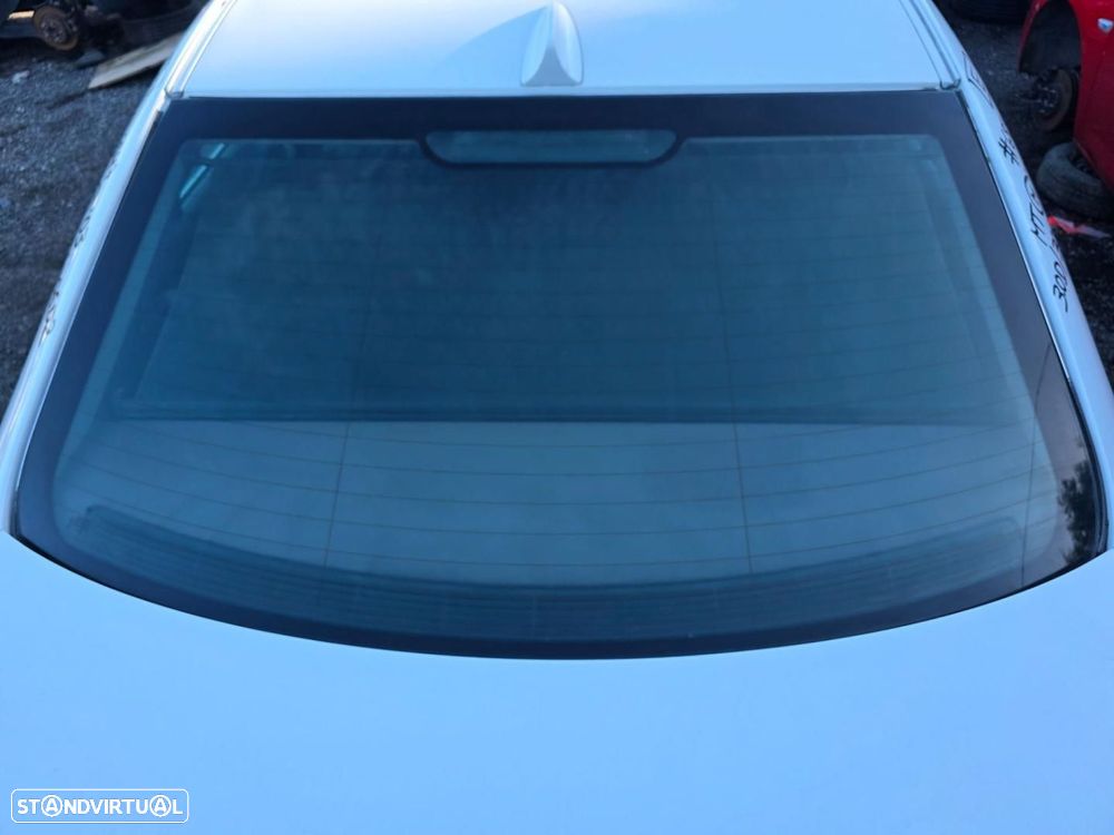 JANELA TRASEIRA BMW SERIE 5 BERLINA E60 - 1