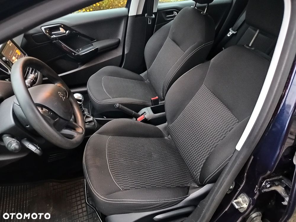 Peugeot 208 BlueHDi 100 Active - 15