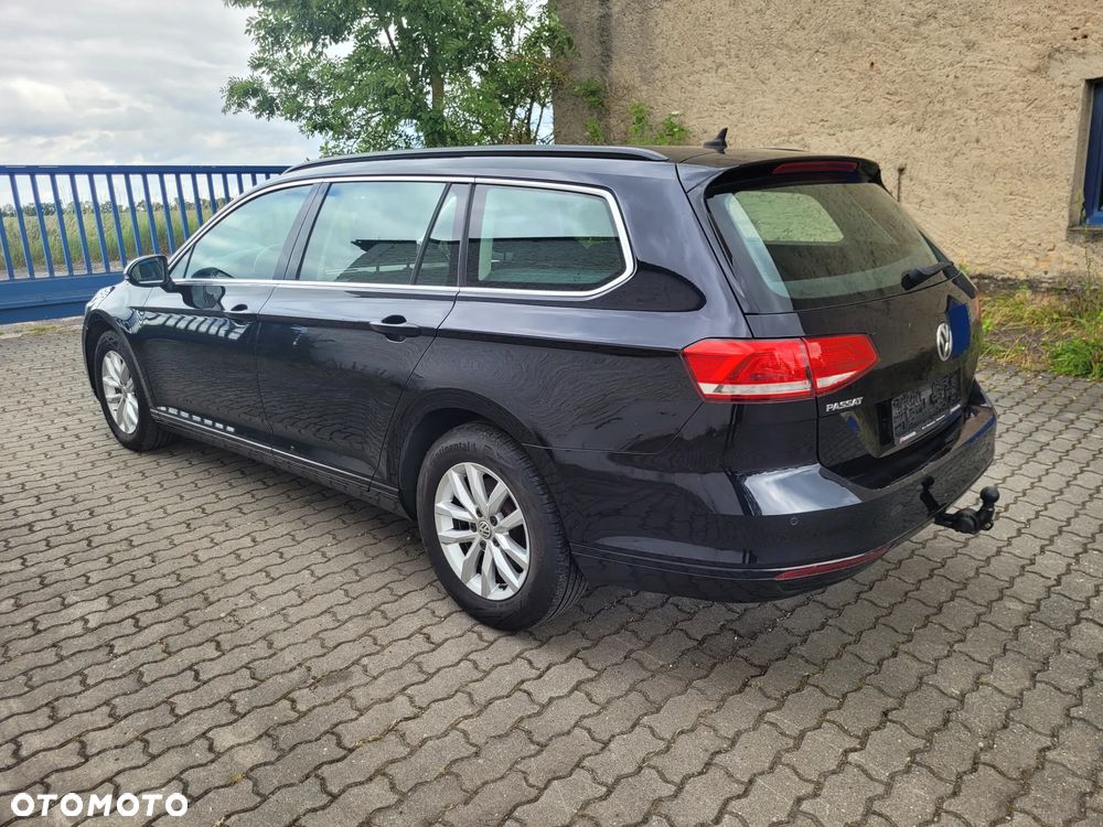 Volkswagen Passat 2.0 TDI SCR DSG Comfortline - 3