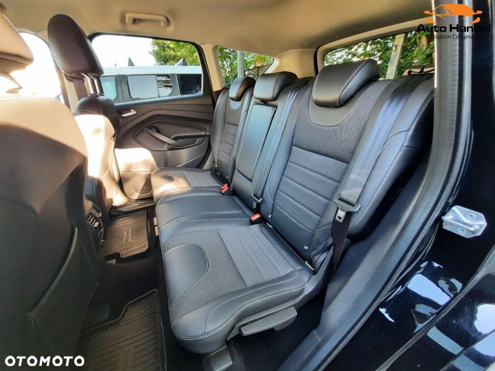 Ford Kuga 1.5 EcoBoost 2x4 Titanium - 33