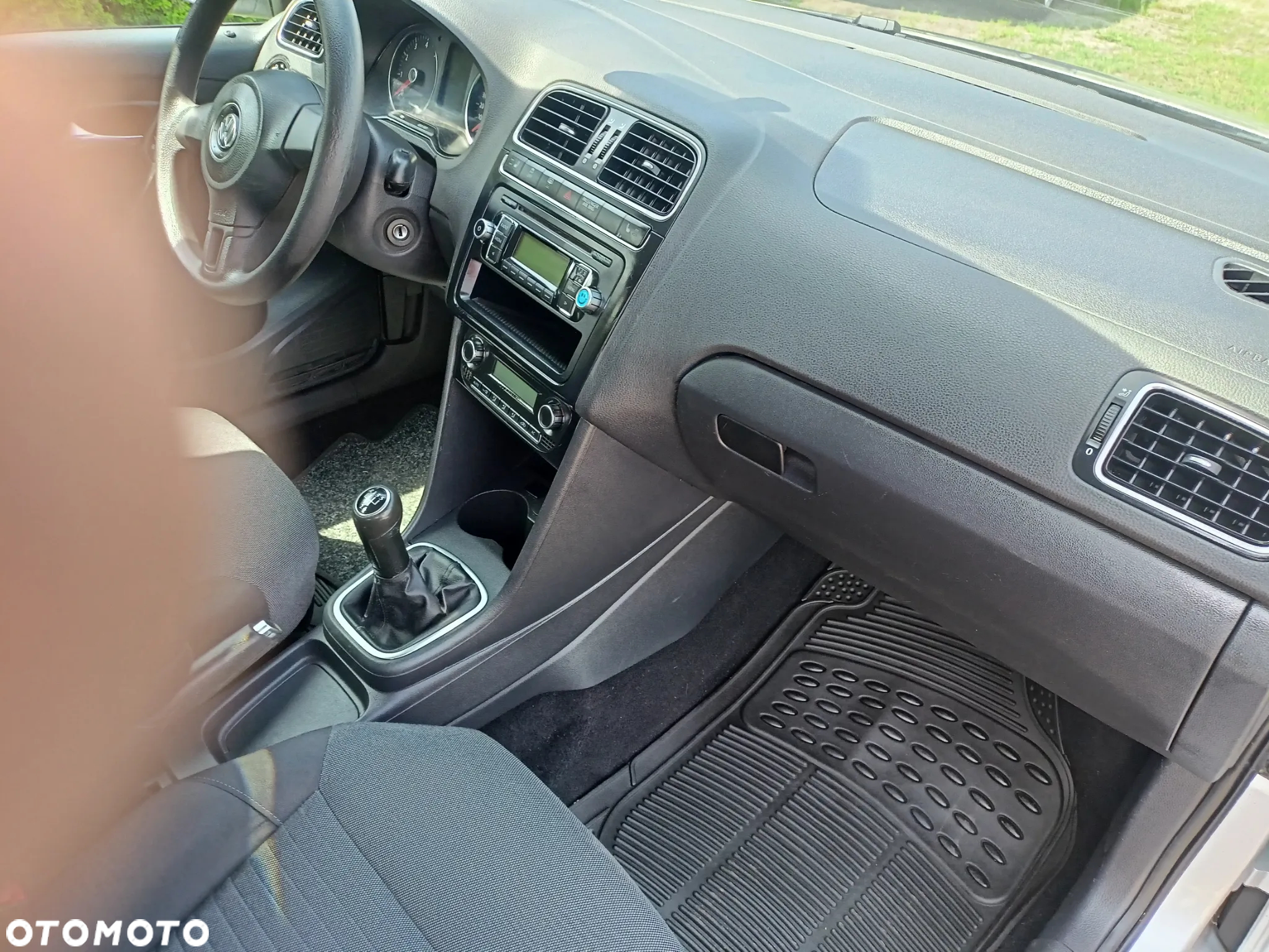 Volkswagen Polo 1.4 16V Comfortline - 10