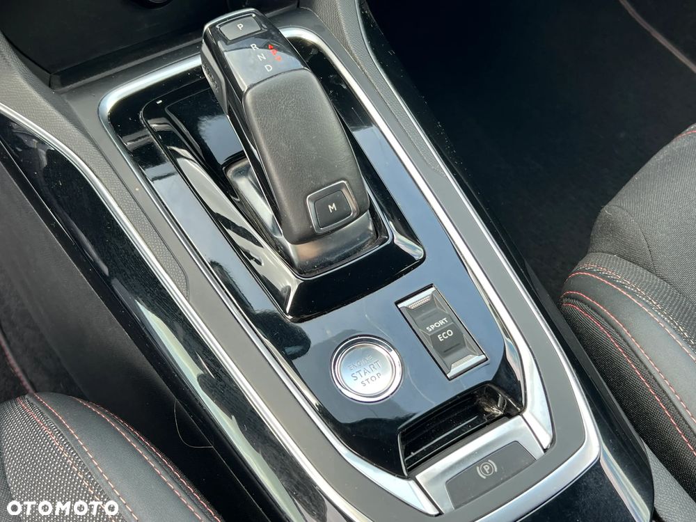 Peugeot 308 1.5 BlueHDi GT S&S EAT8 - 19