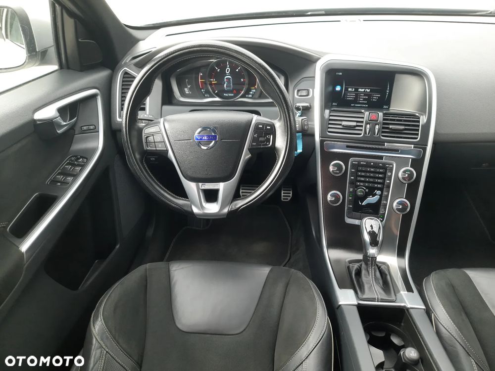Volvo XC 60 D4 AWD Summum - 24