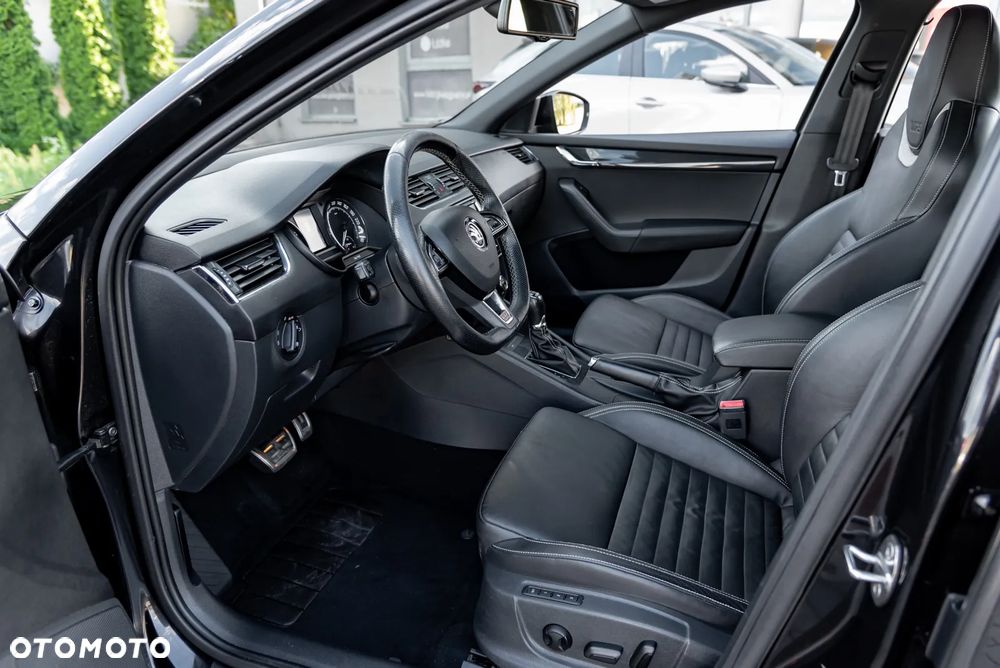 Skoda Octavia 2.0 TSI (Green tec) DSG RS - 20