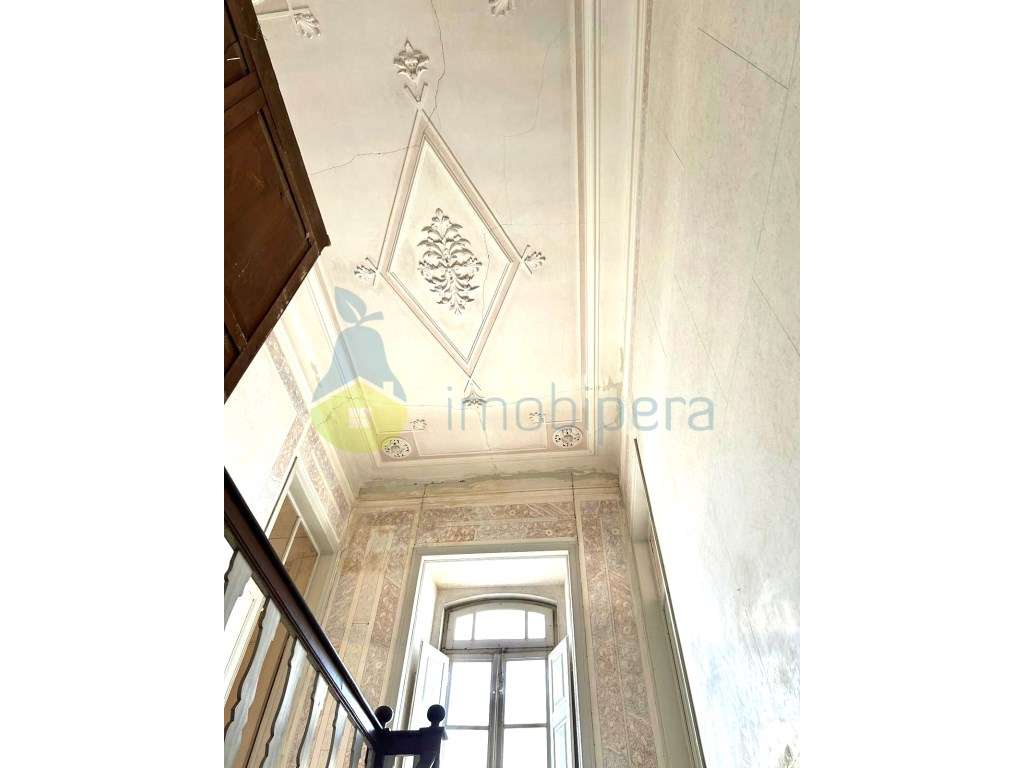 Moradia Histórica Post Pombalina com Charme Único no Coração de Lagoa - Grande imagem: 5/31