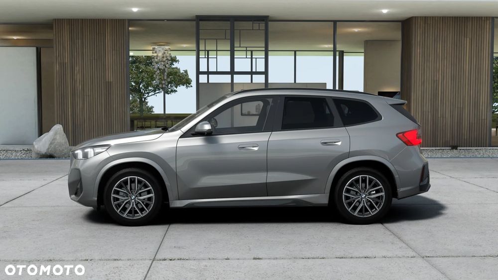 BMW X1 sDrive18d M Sportpaket - 4