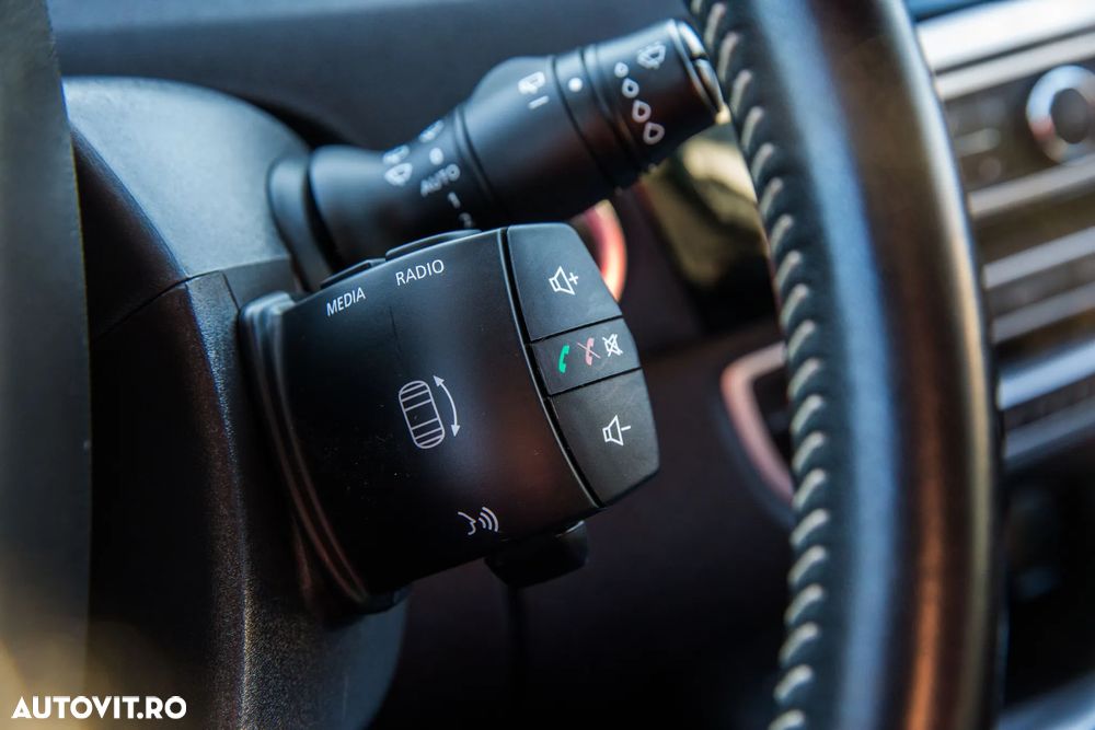 Renault Grand Scenic ENERGY dCi 130 S&S Bose Edition - 24