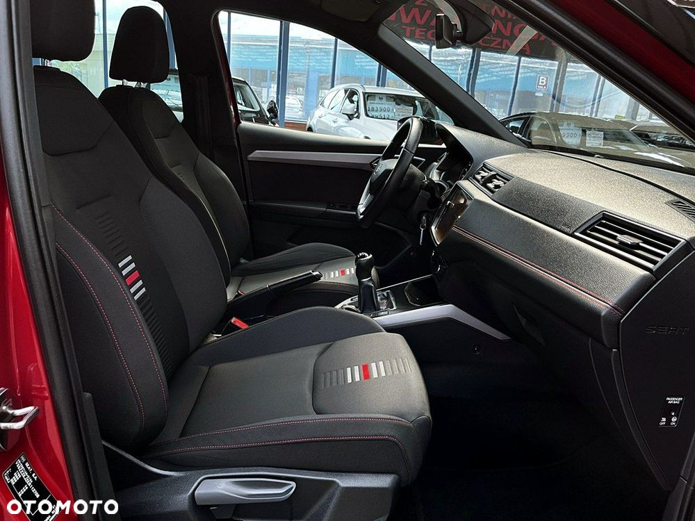 Seat Arona - 12
