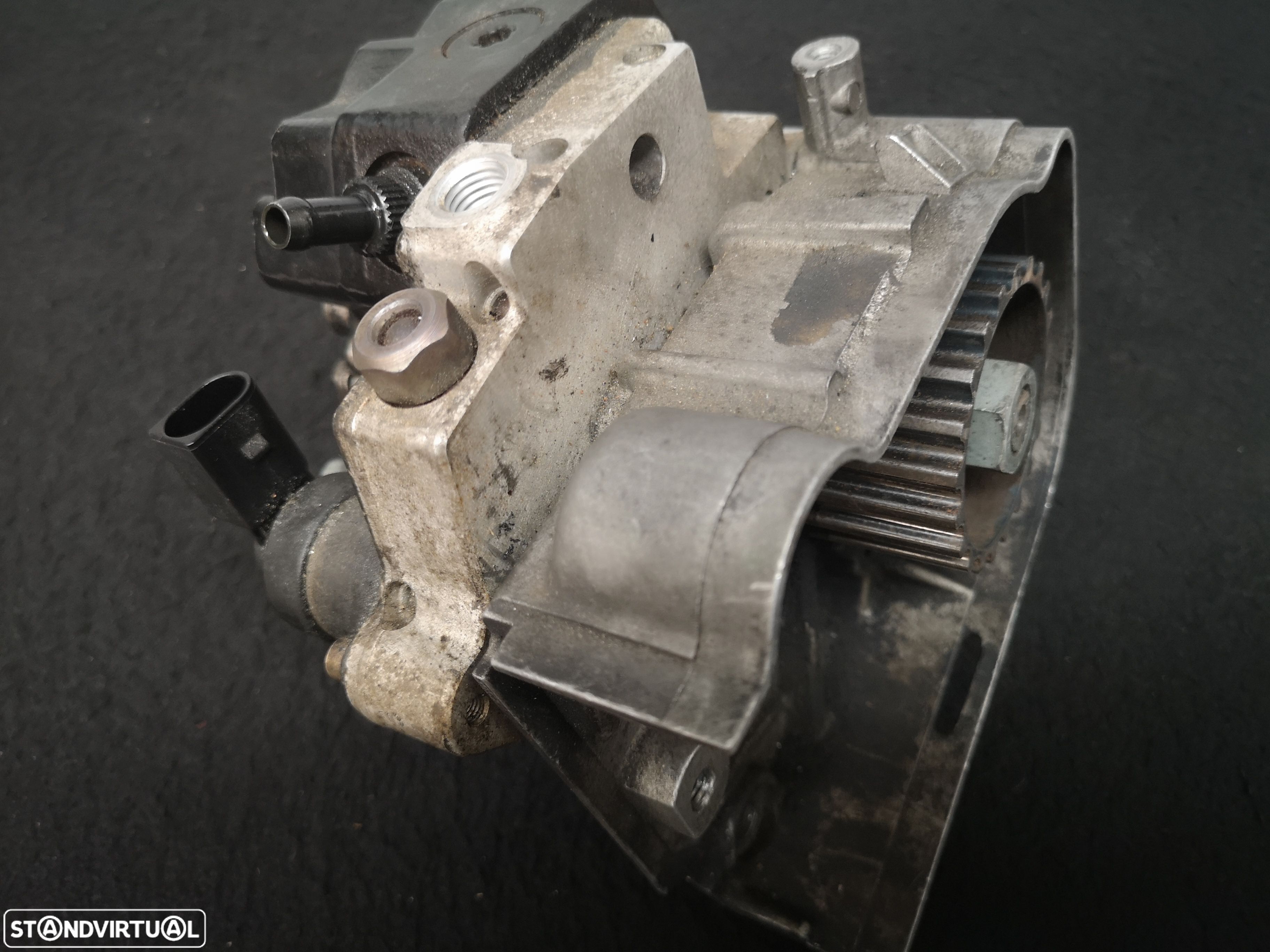 Bomba alta pressão  bomba injectora  audi a8 d3 4.0tdi v8 2003-2005 - 1