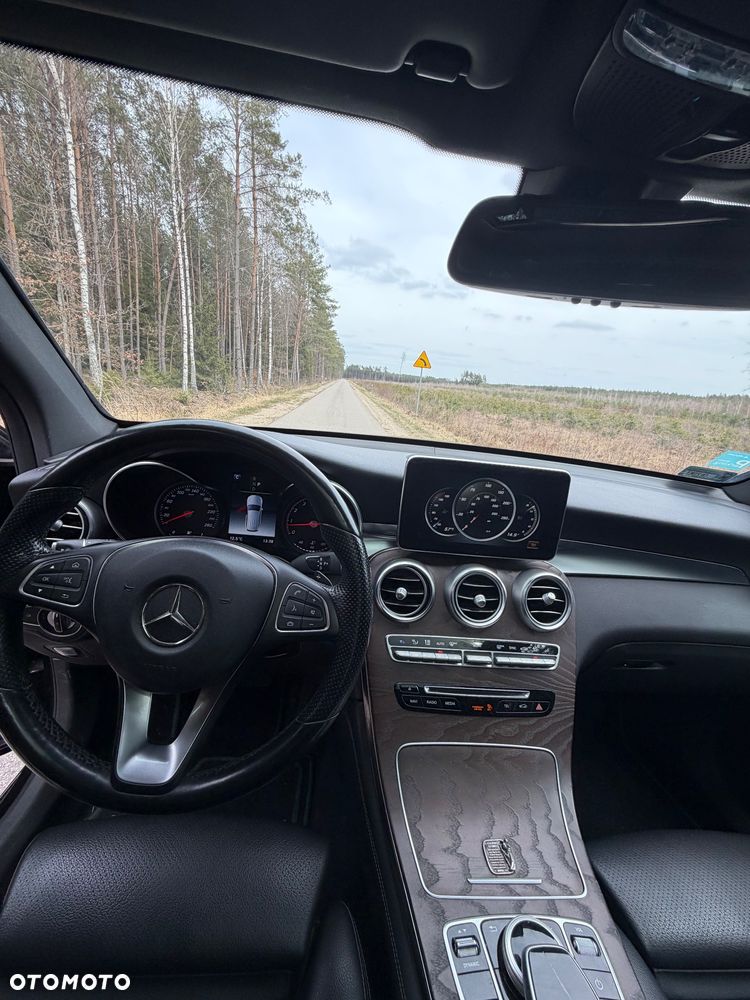 Mercedes-Benz GLC 300 4Matic 9G-TRONIC - 3