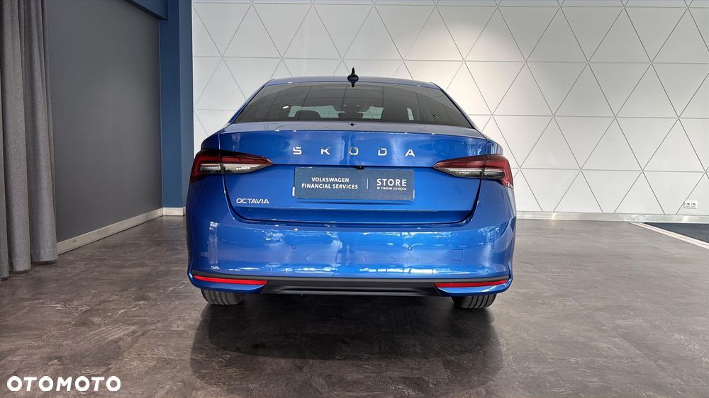 Skoda Octavia 2.0 TDI Edition 130 Selection DSG - 4