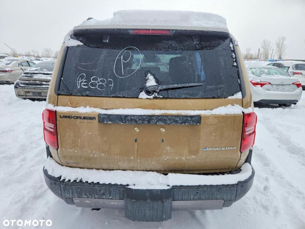 Toyota Land Cruiser - 6