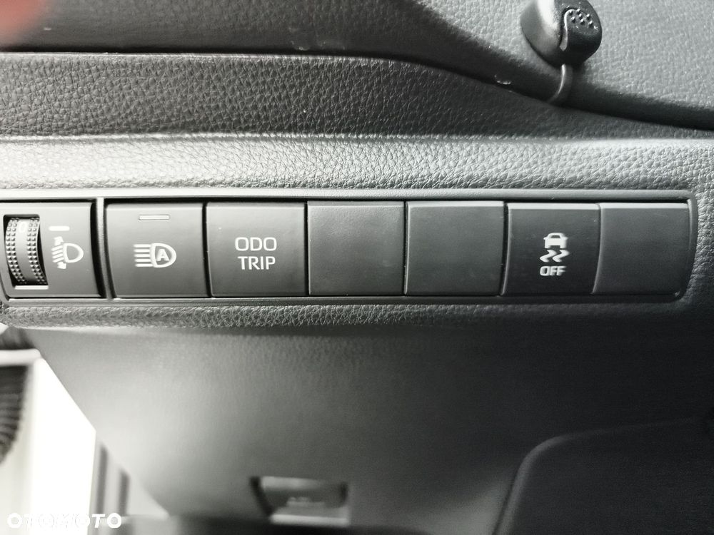 Toyota Corolla 1.8 Hybrid Comfort - 22