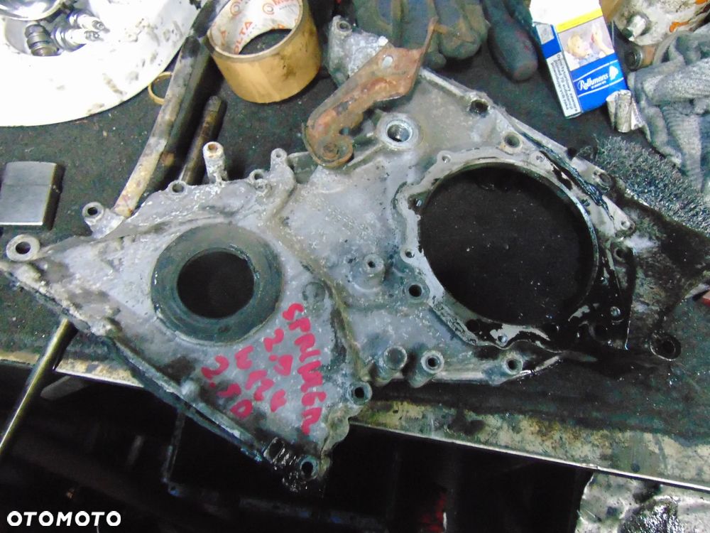 Obudowa rozrządu mercedes w124 sprinter 2,5/2,9d/3,0d cena sztuka - 5