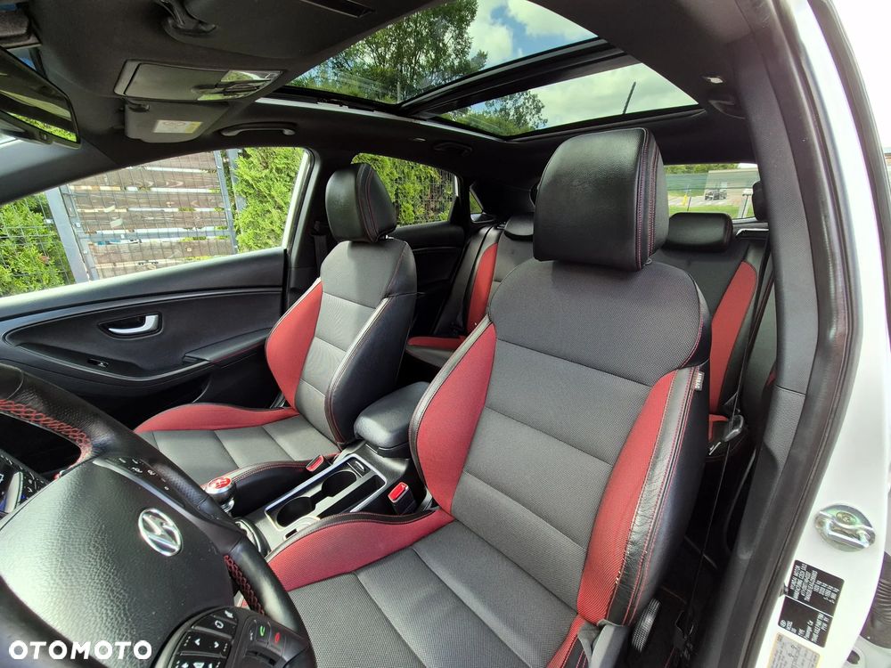 Hyundai i30 1.6 T GDI Turbo - 20
