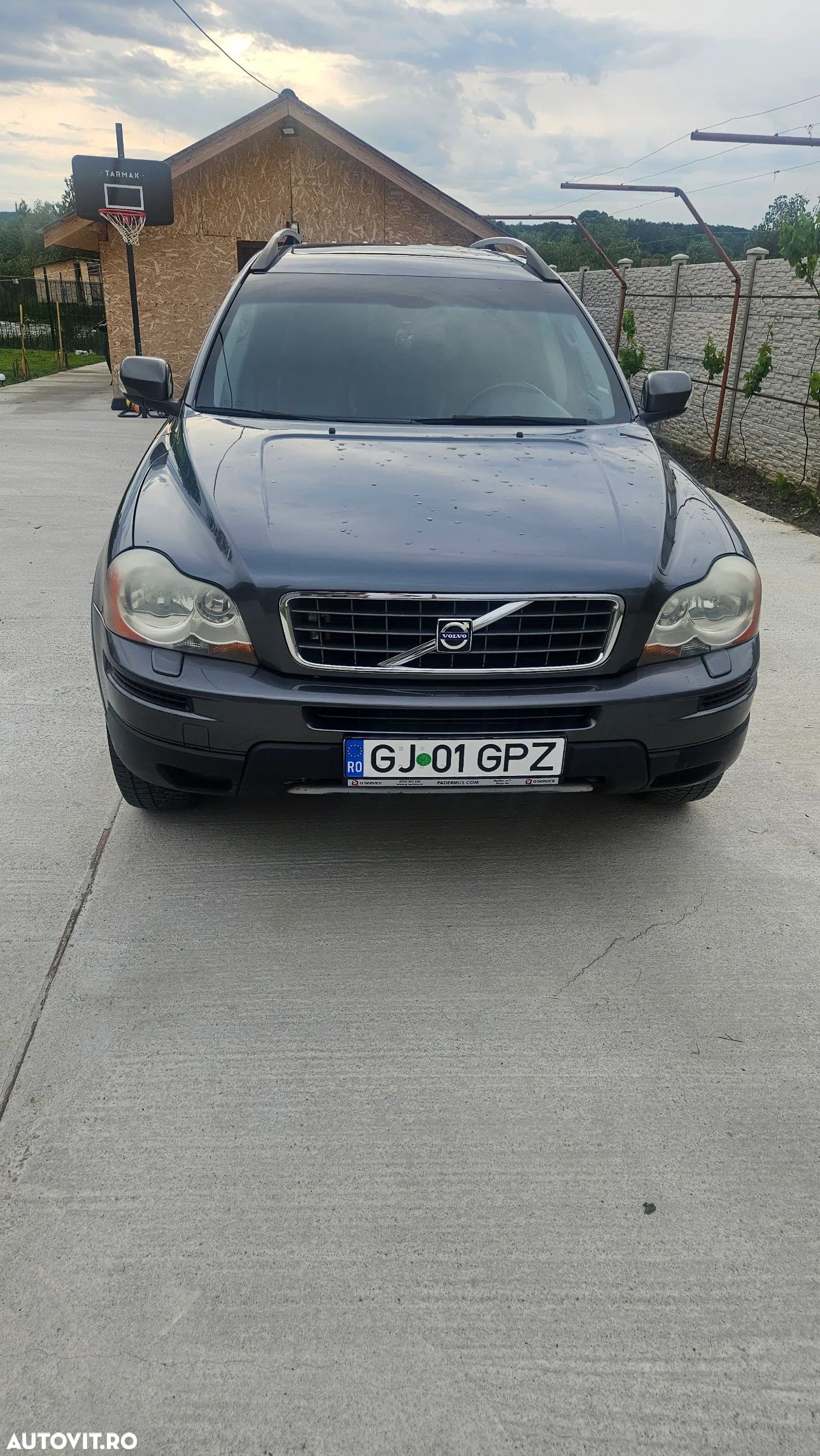 Volvo XC 90 - 1