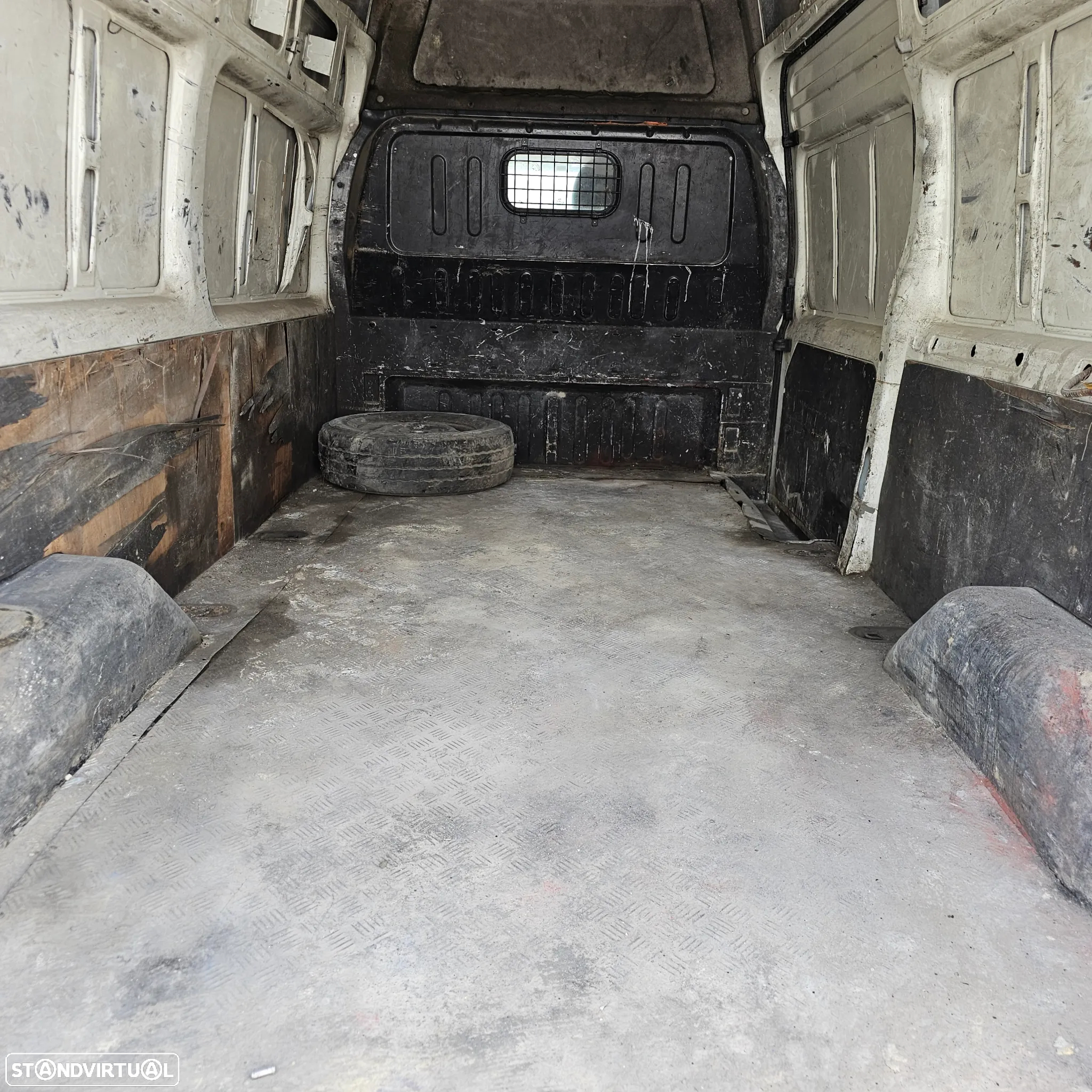 Ford Transit - 14