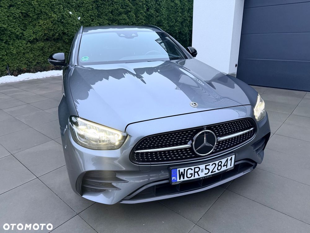 Mercedes-Benz Klasa E - 21