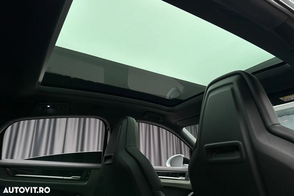 Porsche Cayenne S E-Hybrid - 35