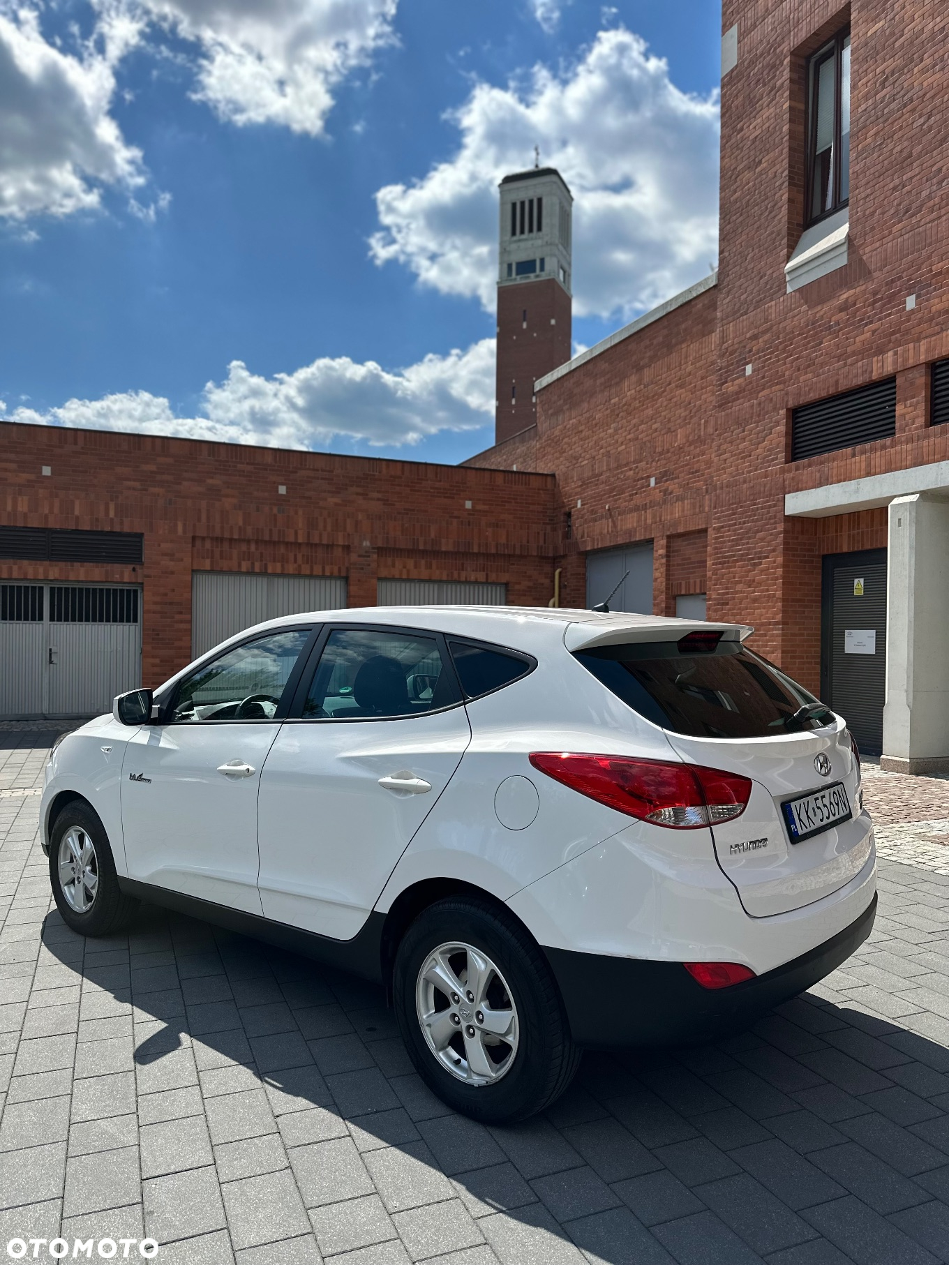 Hyundai ix35 1.6 2WD blue Trend - 18