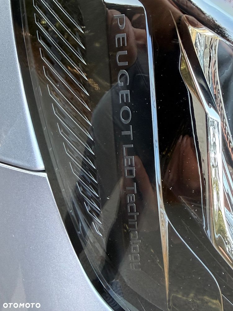 Peugeot 2008 PureTech 100 Style - 10