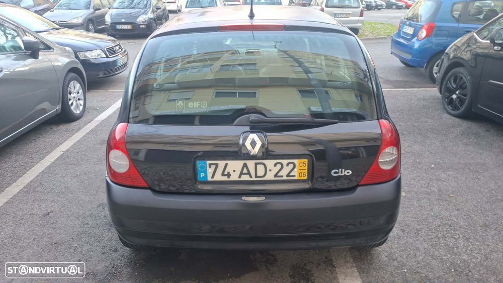 Renault Clio 1.2 16V Confort - 5