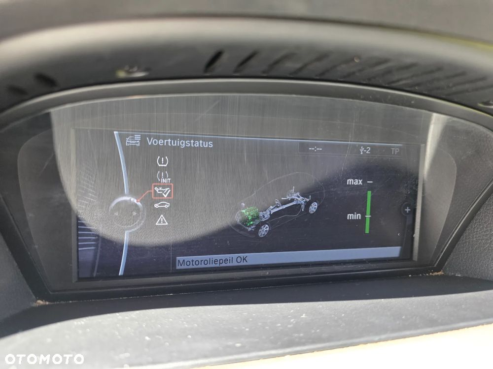 BMW Seria 3 318d DPF - 18