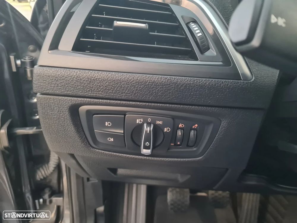 BMW 116 d EDynamics Line Sport - 23