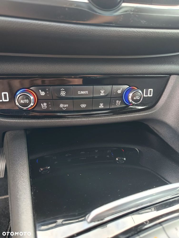 Opel Insignia 2.0 CDTI Exclusive S&S - 35