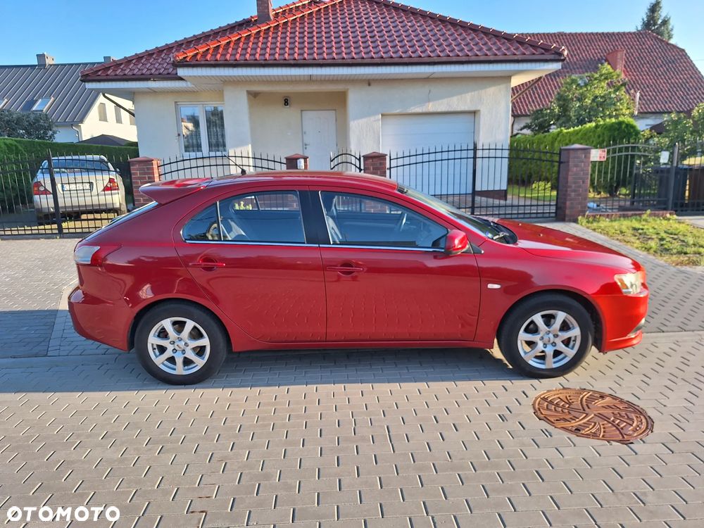 Mitsubishi Lancer 1.8 Invite - 5