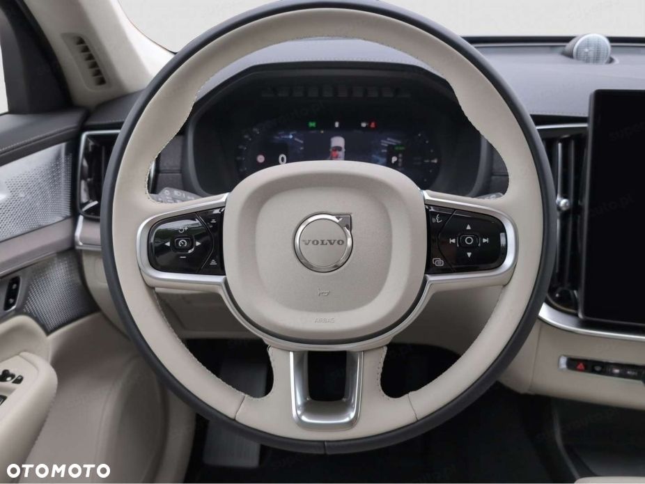 Volvo XC 60 B5 B AWD Ultra Bright - 7