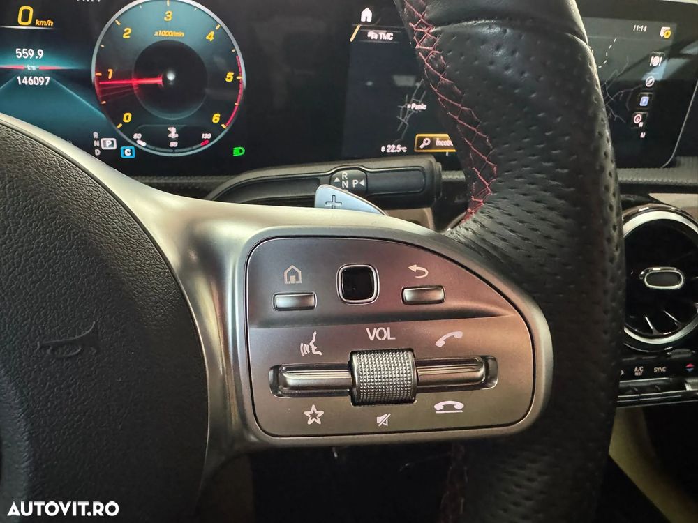 Mercedes-Benz A 180 d Sedan 7G-DCT AMG Line - 25