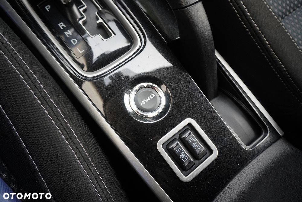 Mitsubishi Outlander 2.0 4WD CVT Diamant Edition+ - 11