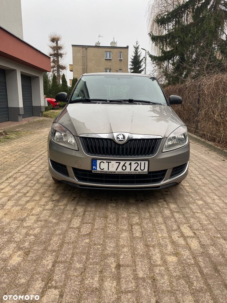 Skoda Fabia 1.4 16V Active Plus - 2