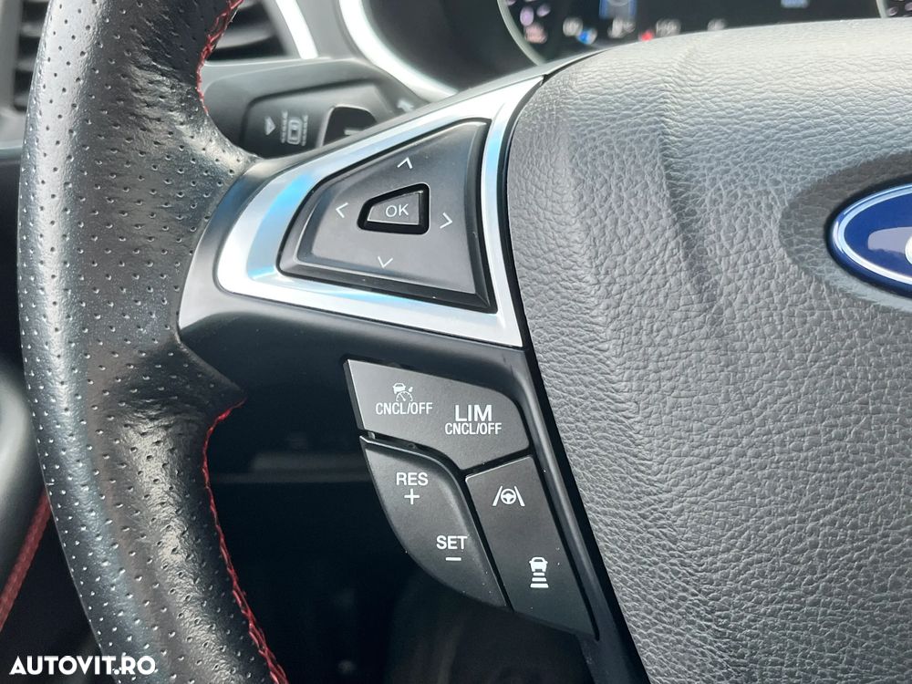 Ford Edge 2.0 Panther A8 AWD ST Line - 16