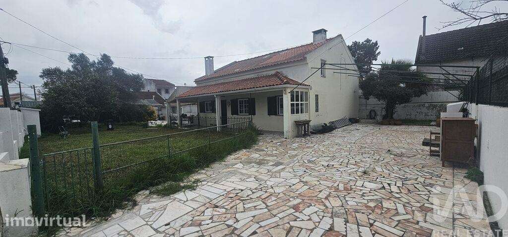 Casa / Villa T5 em Charneca de Caparica e Sobreda - Grande imagem: 3/23