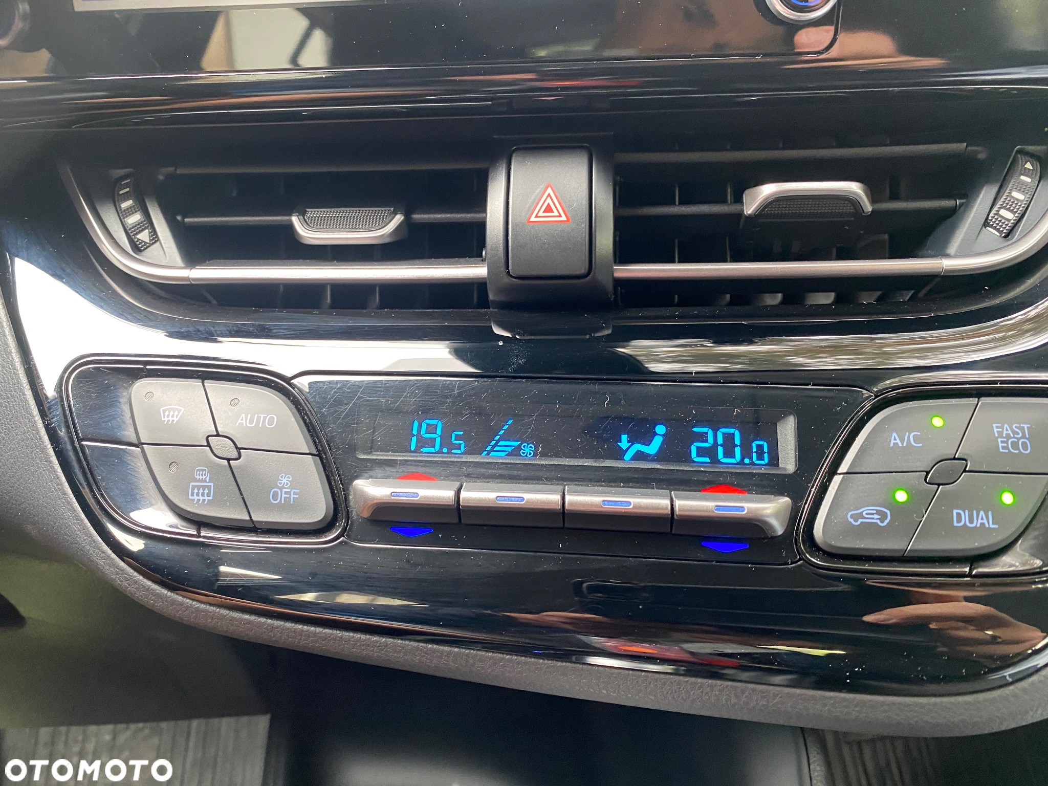 Toyota C-HR 1.8 Hybrid GPF Comfort - 20