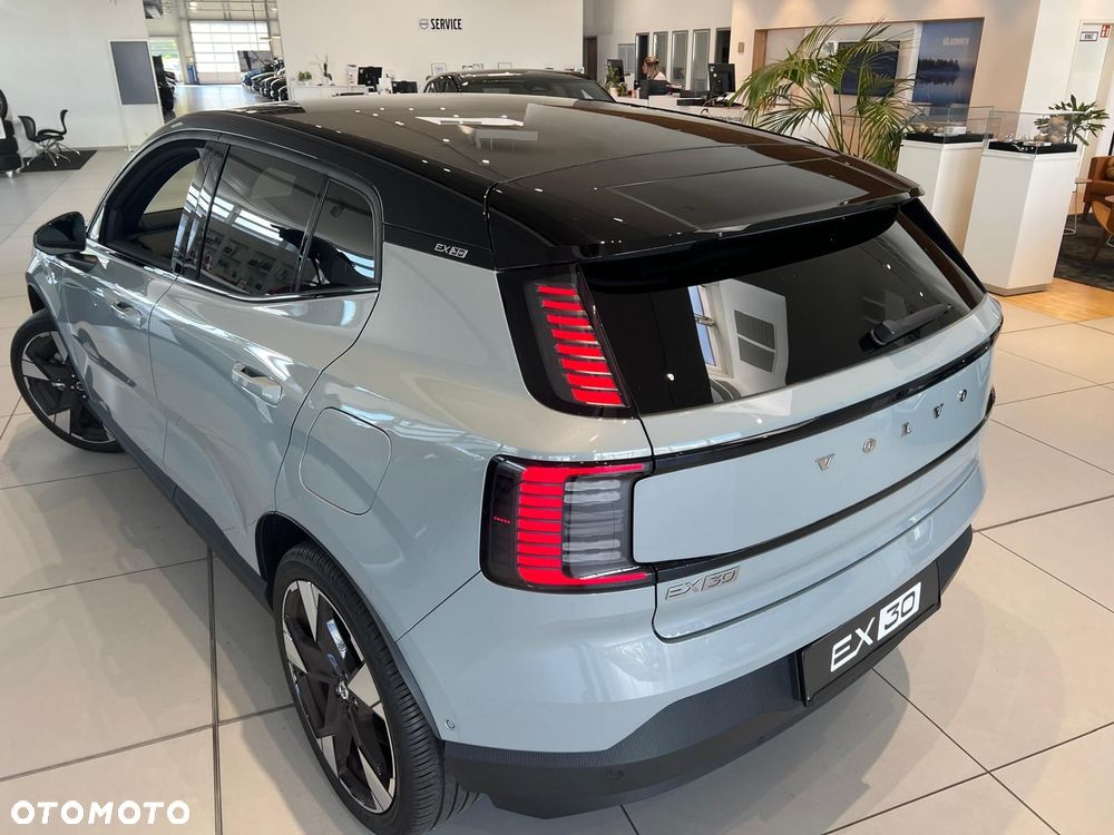 Volvo EX30 Twin Motor Performance AWD Ultra - 6