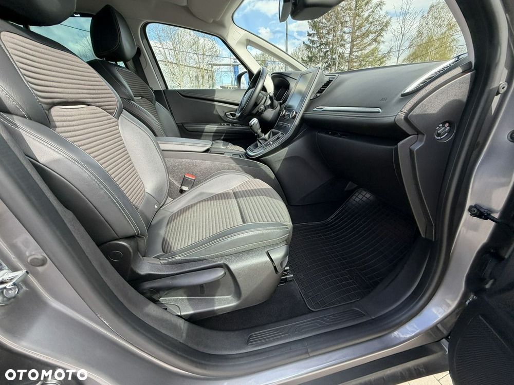 Renault Scenic - 38