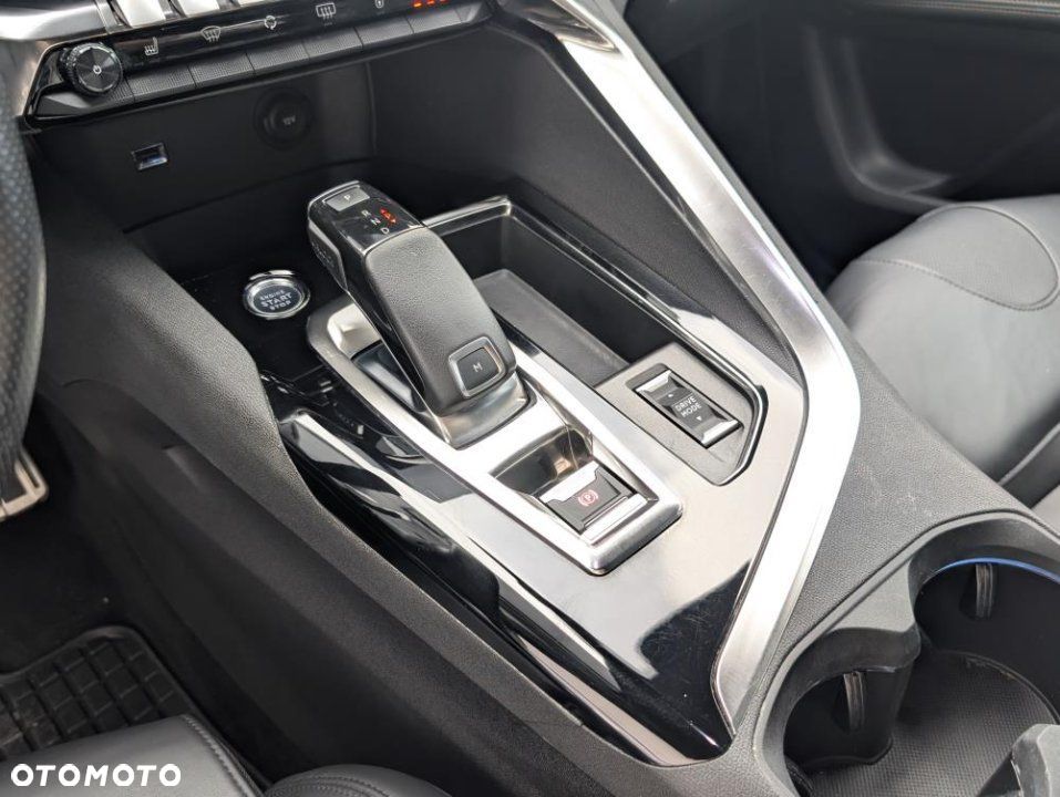 Peugeot 5008 - 13